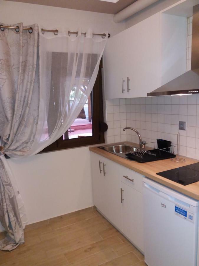 Fidgi Apartment Nea Kallikrateia Exterior foto