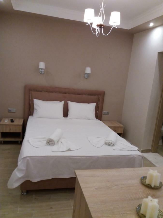 Fidgi Apartment Nea Kallikrateia Exterior foto