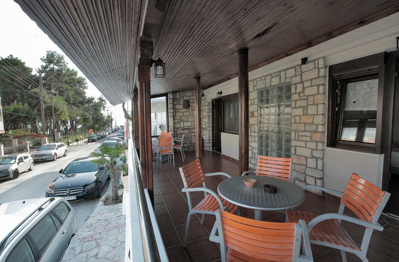 Fidgi Apartment Nea Kallikrateia Exterior foto